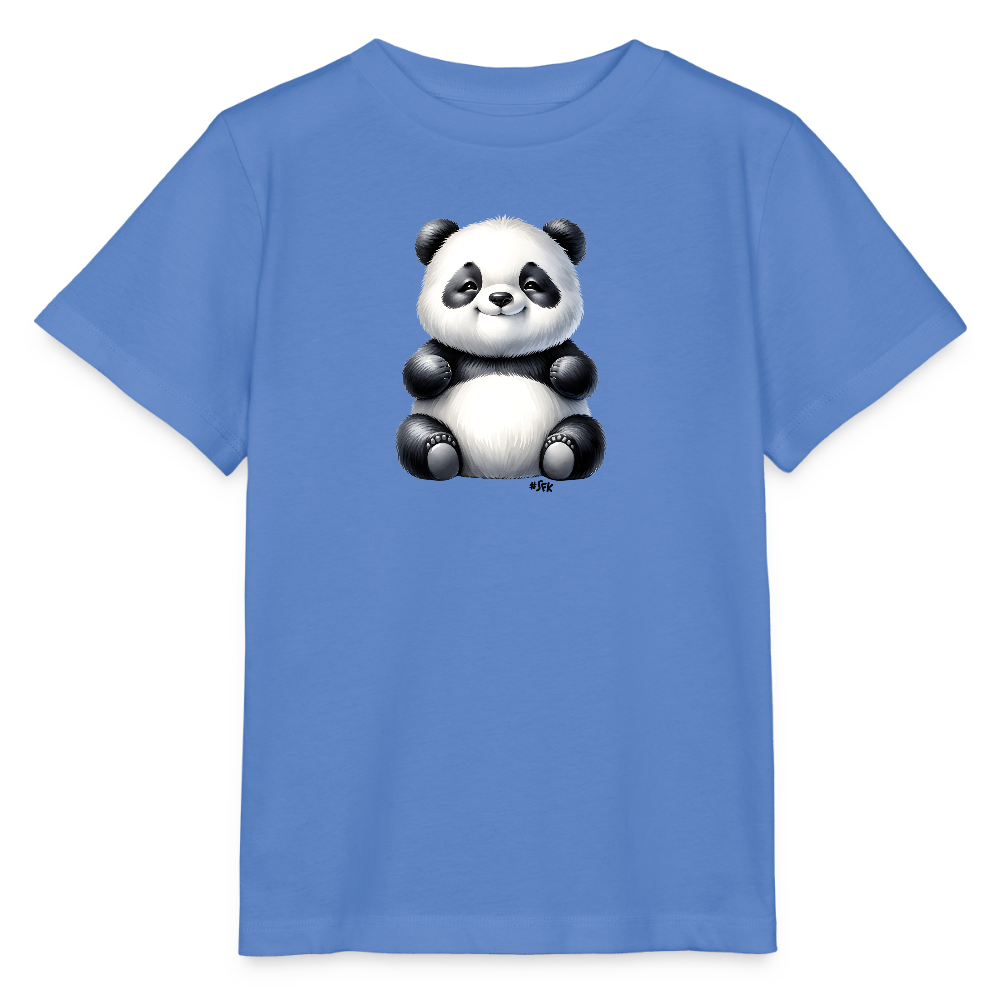 Onlineshop Shirts für Kinder - Das Bild zeigt ein hellblaues T-Shirt mit einem niedlichen Panda-Motiv in der Mitte. Der Panda sitzt aufrecht und hat ein freundliches Gesicht mit großen, runden Augen. Die Farben des Shirts und des Pandas kontrastieren gut miteinander, was das Design ansprechend macht. Das Shirt ist für Kinder gedacht und könnte in verschiedenen Größen erhältlich sein.