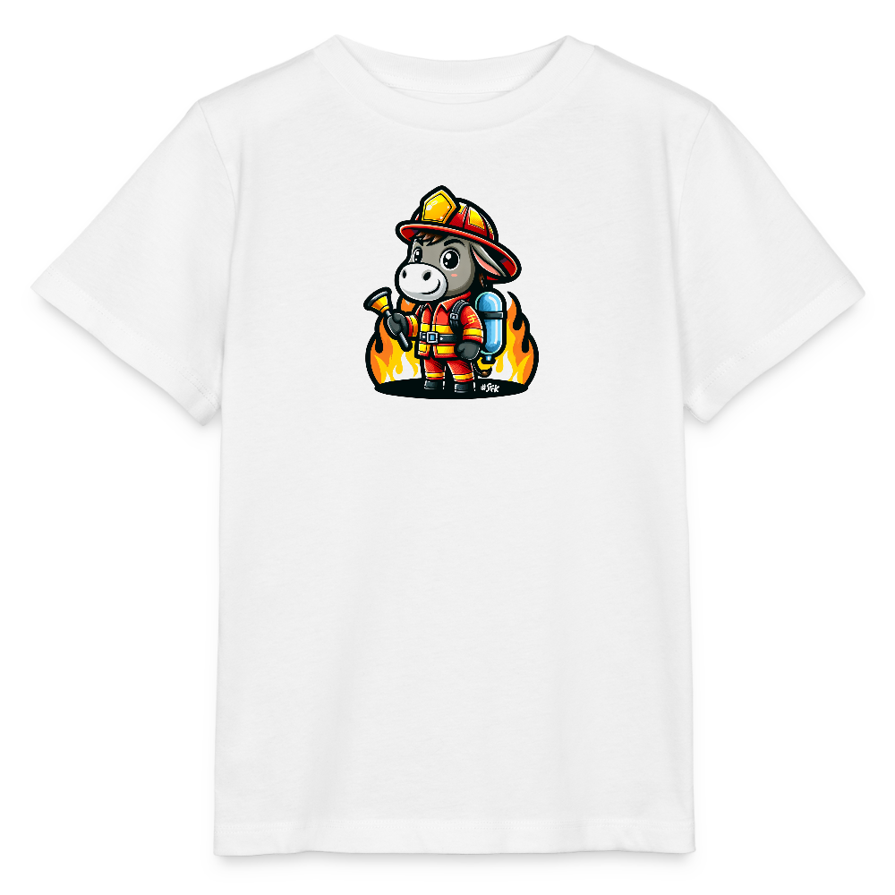 Onlineshop Shirts für Kinder - Das Bild zeigt ein weißes T-Shirt für Kinder, auf dem ein Comic-Esel als Feuerwehrmann abgebildet ist. Der Esel trägt eine rote Feuerwehruniform mit gelben Akzenten und einen passenden Helm. In seiner Hand hält er einen Feuerwehrschlauch. Um den Esel herum sind stilisierte Flammen dargestellt, die dem Design einen dynamischen und verspielten Look verleihen. Das Motiv ist farbenfroh und kindgerecht gestaltet, was das Shirt für junge Zielgruppen attraktiv macht.