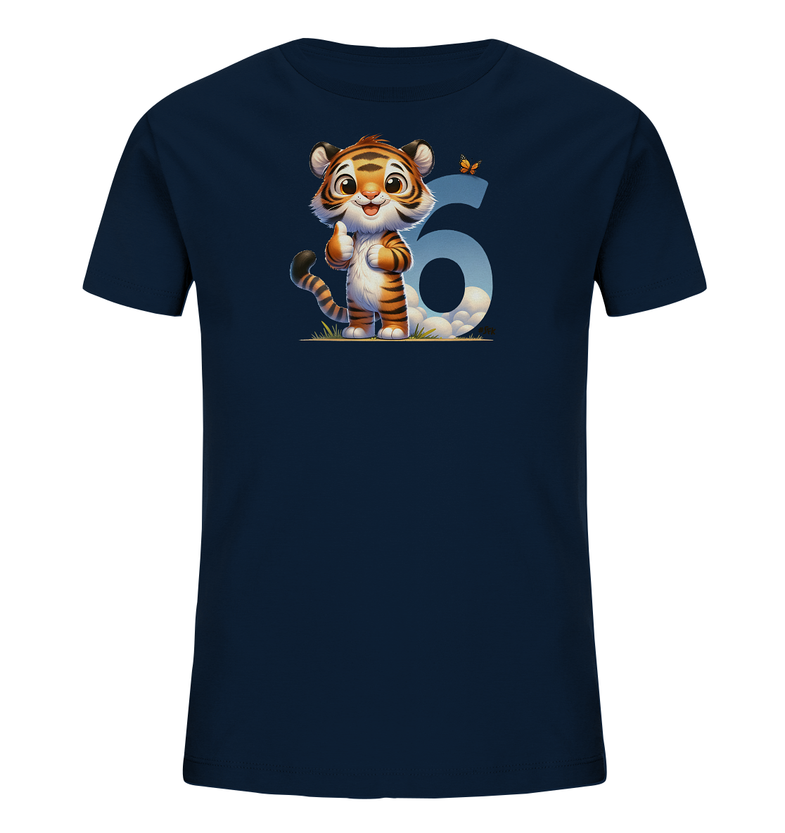 Onlineshop Shirts fuer Kinder - Das Bild zeigt ein dunkelblaues T-Shirt fuer Kinder. Auf der Vorderseite ist eine niedliche, cartoonartige Illustration eines kleinen Tigers abgebildet, der einen Daumen hoch haelt. Neben dem Tiger befindet sich die grosse Zahl '6', gefuellt mit einem Himmel- und Wolkenmuster. Der Tiger steht auf Gras, und ein kleiner Schmetterling fliegt in der Naehe der Zahl.