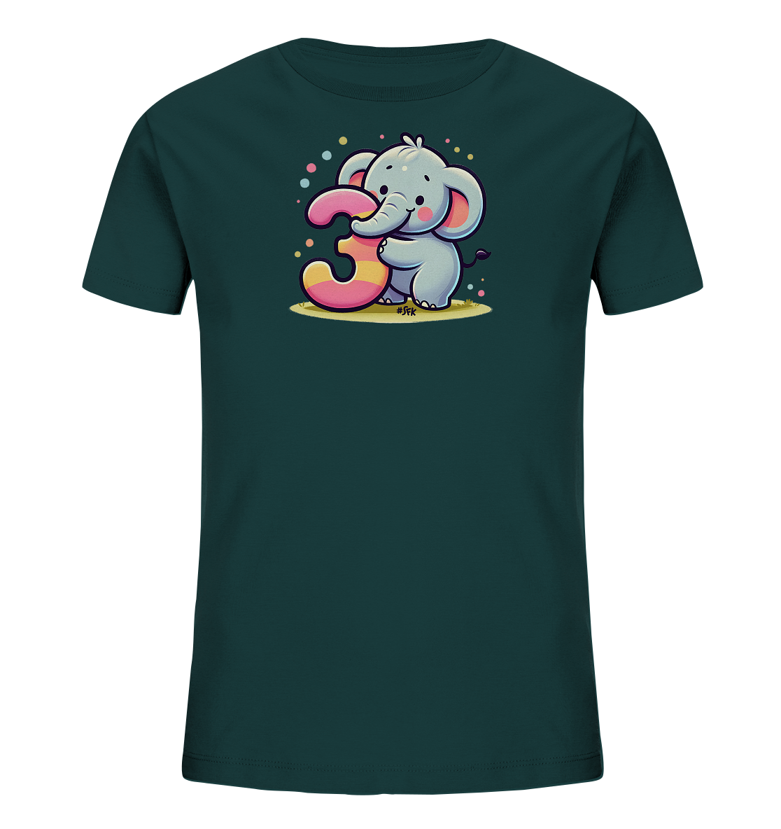 Onlineshop Shirts fuer Kinder - Das Bild zeigt ein dunkelgruenes T-Shirt fuer Kinder mit einer suessen Elefantenillustration. Der freundlich laechelnde Elefant haelt eine grosse, bunte Zahl '3' mit seinem Ruessel und Vorderbein. Um den Elefanten schweben kleine, farbige Punkte, die eine festliche Stimmung erzeugen. Dieses verspielte Design ist ideal fuer einen dritten Geburtstag.