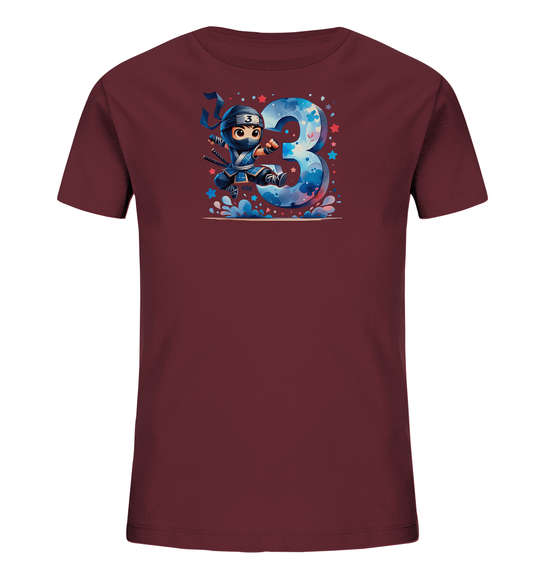 Onlineshop Shirts fuer Kinder - Das Bild zeigt ein maronenfarbenes T-Shirt fuer Kinder. Auf der Vorderseite befindet sich ein farbenfrohes Motiv mit einem kleinen, springenden Ninja. Neben dem Ninja ist eine grosse, blau und sternenuebersaete Zahl '3' abgebildet. Das Gesamtbild wirkt dynamisch und verspielt.