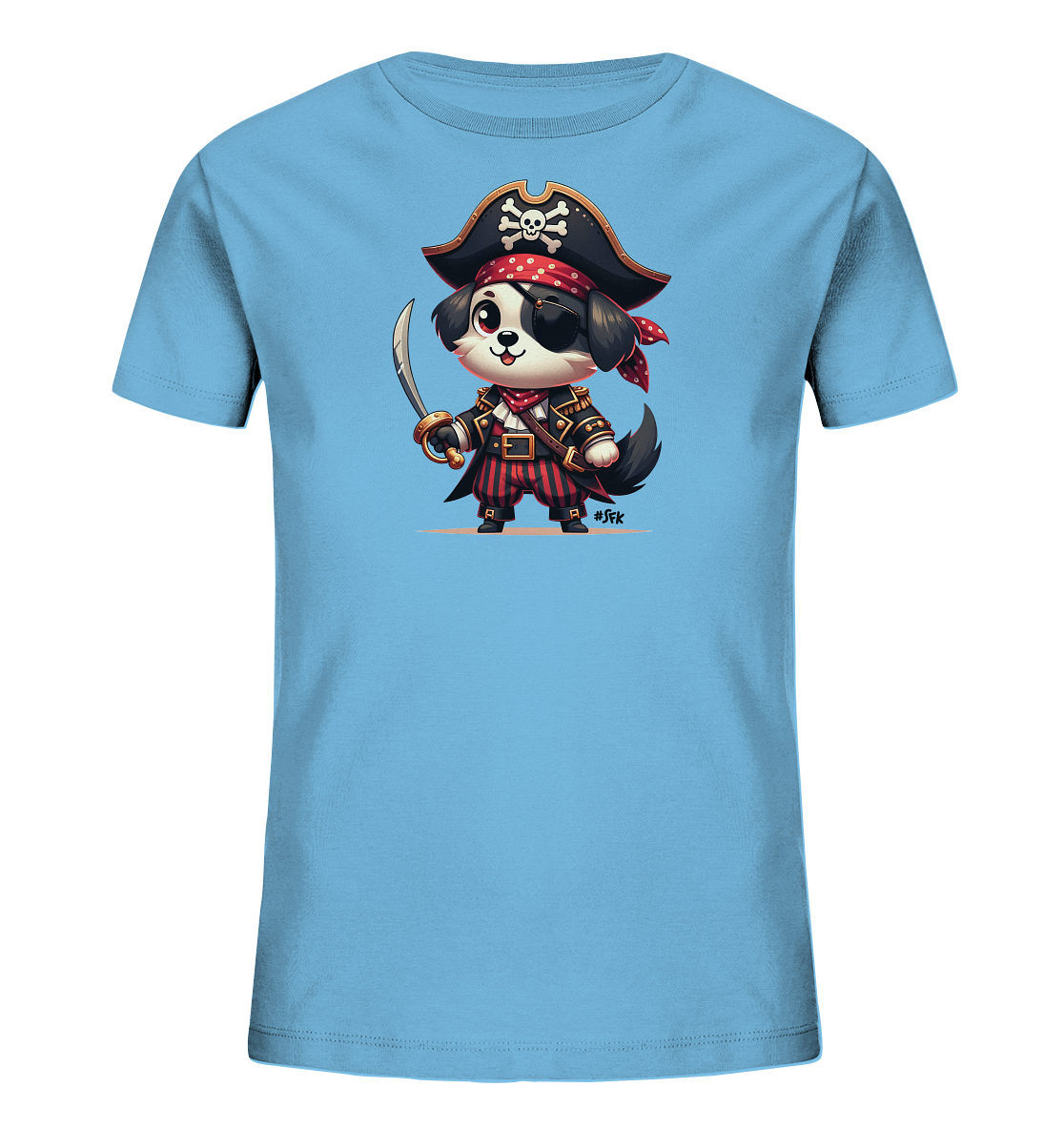 Onlineshop Shirts fuer Kinder - Das Bild zeigt ein hellblaues T-Shirt fuer Kinder mit einem farbigen Aufdruck. Das Motiv ist ein niedlicher Cartoon-Hund, der als Pirat verkleidet ist. Er traegt einen Piratenhut mit Totenkopf, ein rotes Bandana, eine Augenklappe und haelt ein Schwert. Das Design ist detailreich und verleiht dem Shirt einen abenteuerlichen Look.