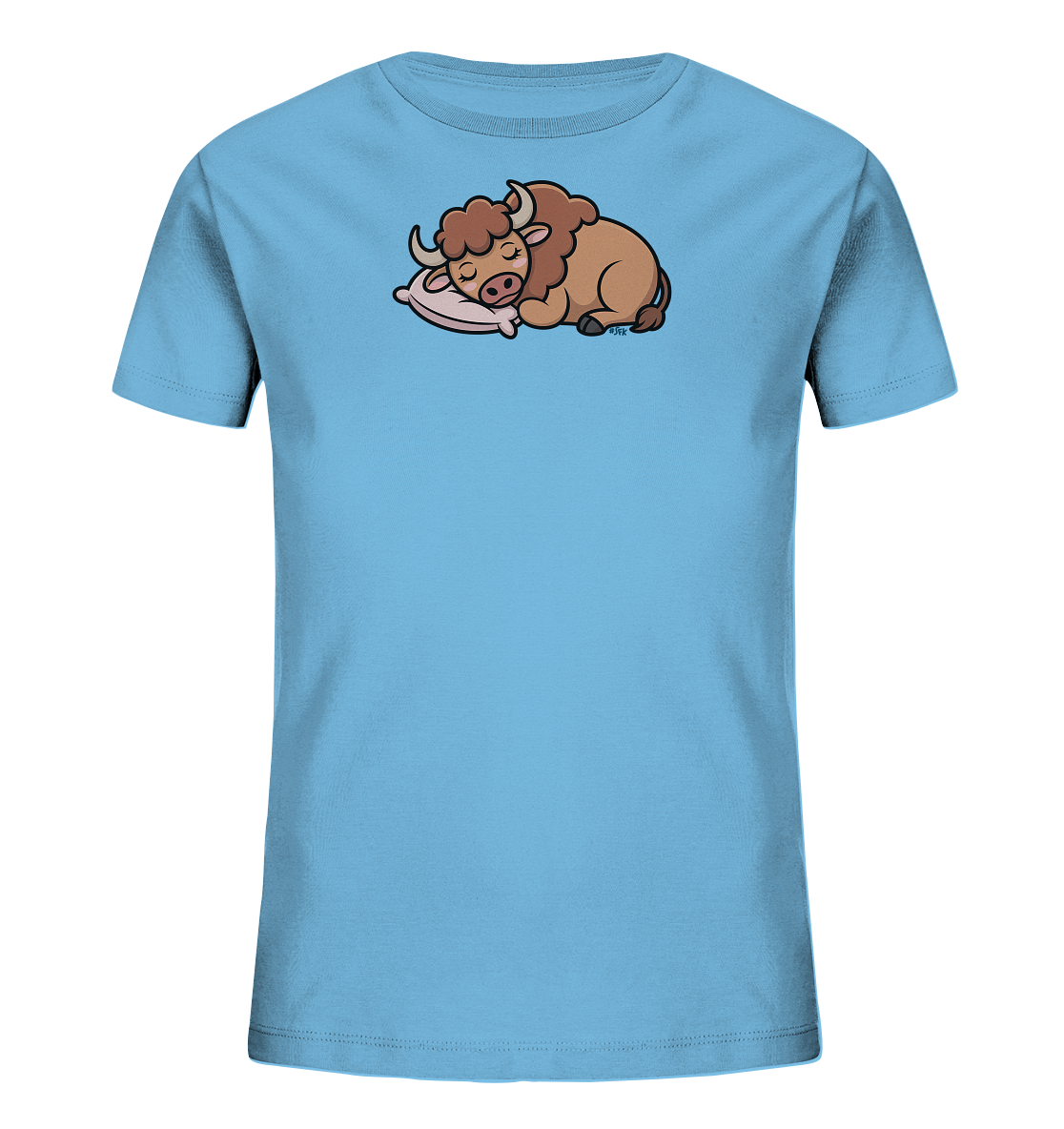 Onlineshop Shirts fuer Kinder - Das Bild zeigt ein hellblaues Kinder-T-Shirt mit einem niedlichen Motiv. Auf der Vorderseite ist ein schlafendes, braunes Stierkalb abgebildet, das friedlich auf einem hellrosa Kissen ruht. Das Tier hat lockiges Fell, kleine Hoerner und geschlossene Augen, was einen beruhigenden Ausdruck schafft. Das gesamte Design wirkt harmonisch und verspielt.