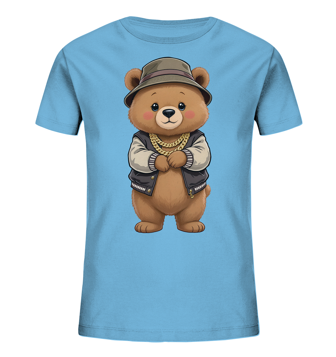 Onlineshop Shirts fuer Kinder - Das Bild zeigt ein hellblaues Kinder-T-Shirt mit einer zentralen Illustration. Auf der Vorderseite ist ein brauner Cartoon-Baer zu sehen, der eine Bomberjacke, einen Fischerhut und eine goldene Kette traegt. Der Baer hat einen freundlichen Ausdruck und verschraenkte Arme. Das Design ist detailliert und ansprechend.