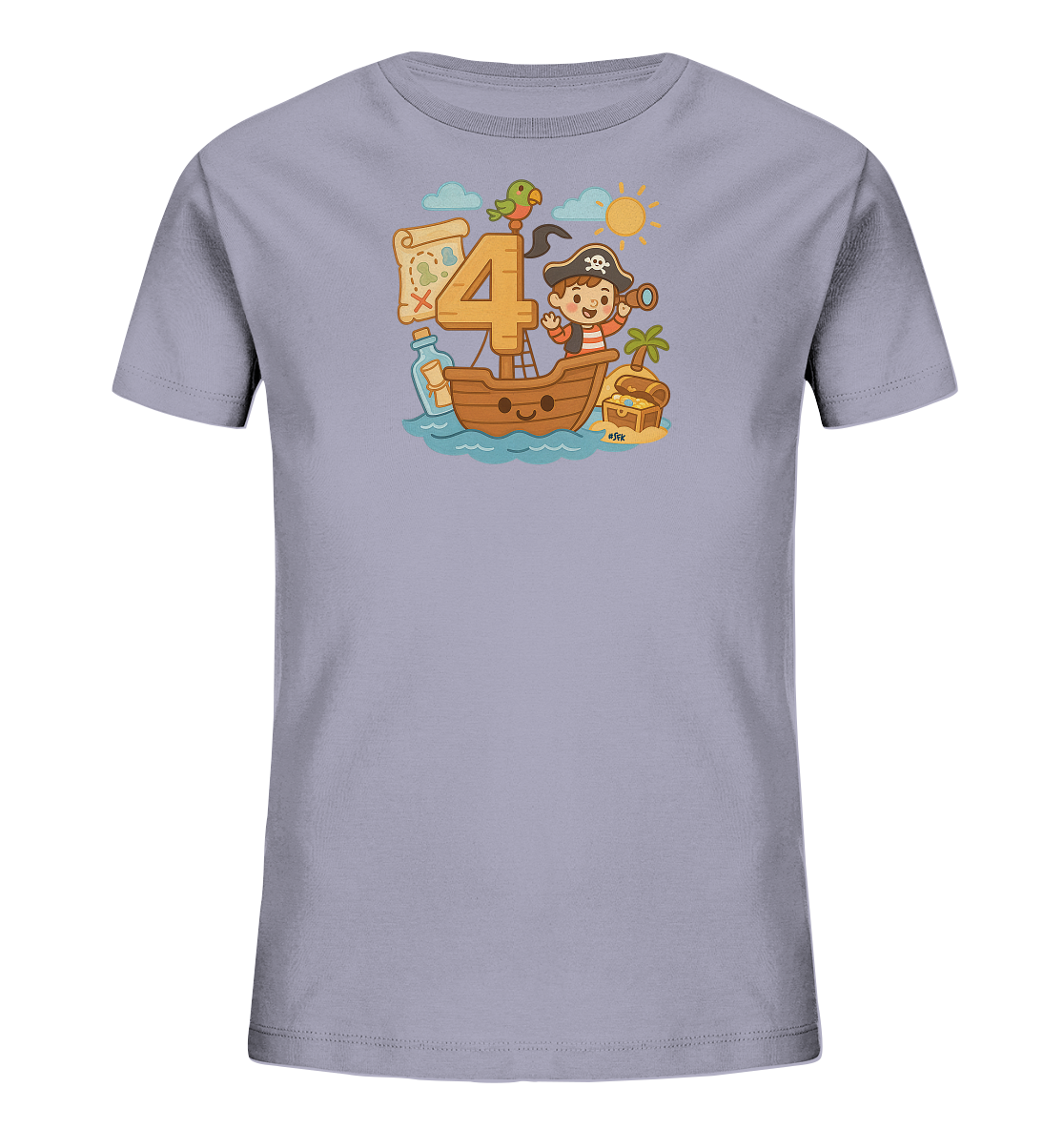 Onlineshop Shirts fuer Kinder - Das Bild zeigt ein hellgraues Kinder T-Shirt mit einem bunten Piratenmotiv. Im Zentrum steht ein laechelndes Boot, auf dem ein Kind als Pirat mit Fernglas sitzt. Dahinter befindet sich eine grosse Zahl Vier, verziert mit einem Papagei. Eine Schatzkarte, Flaschenpost und eine Schatzinsel mit Palme und Truhe umrahmen die Szene und vermitteln ein Abenteuergefuehl.