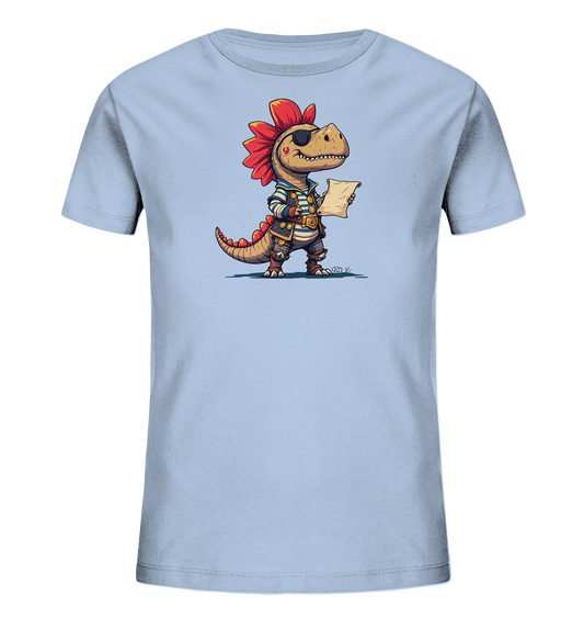 Onlineshop Shirts fuer Kinder - Das Bild zeigt ein hellblaues Kinder-T-Shirt mit einer detaillierten Grafik eines als Pirat verkleideten Dinosauriers. Der freundliche Dinosaurier traegt ein rotes Kopftuch, eine Augenklappe, ein gestreiftes Oberteil und haelt eine Schatzkarte in seinen Klauen. Die Illustration ist farbenfroh und im Cartoon-Stil gehalten, was dem Shirt einen verspielten, abenteuerlichen Look verleiht.