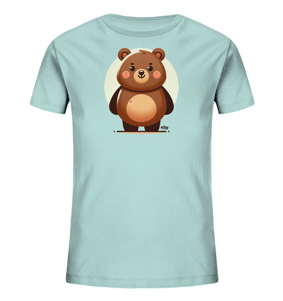 Onlineshop Shirts fuer Kinder - Das Bild zeigt ein hellblaues Kinder-T-Shirt mit einem niedlichen Cartoon-Baer auf der Vorderseite. Der braune Baer hat einen freundlichen Ausdruck, rosa Wangen und steht vor einem hellen Kreis. Das Design ist einfach und verspielt, ideal fuer Kinderkleidung.