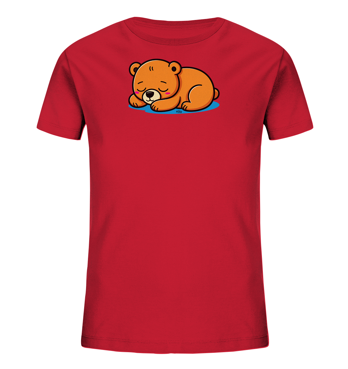 Onlineshop Shirts fuer Kinder - Das Bild zeigt ein rotes Kinder-T-Shirt. Auf der Vorderseite ist eine niedliche, cartoonartige Illustration eines schlafenden braunen Baeren zu sehen. Der Baer liegt friedlich auf einer blauen Flaeche, mit geschlossenen Augen und rosa Wangen. Das Motiv verleiht dem Shirt einen ruhigen und verspielten Charakter.