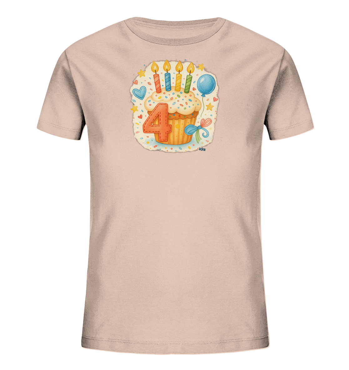 Onlineshop Shirts fuer Kinder - Das Bild zeigt ein hellrosa Kinder-T-Shirt mit einer froehlichen Illustration auf der Vorderseite. Die Grafik stellt einen verzierten Cupcake dar, der mit vier brennenden Kerzen und dem grossen Schriftzug der Zahl '4' versehen ist. Das Design wird durch bunte Streusel, kleine Sterne, ein Herz, einen Ballon und eine Schleife ergaenzt, was dem T-Shirt einen festlichen Charakter verleiht.