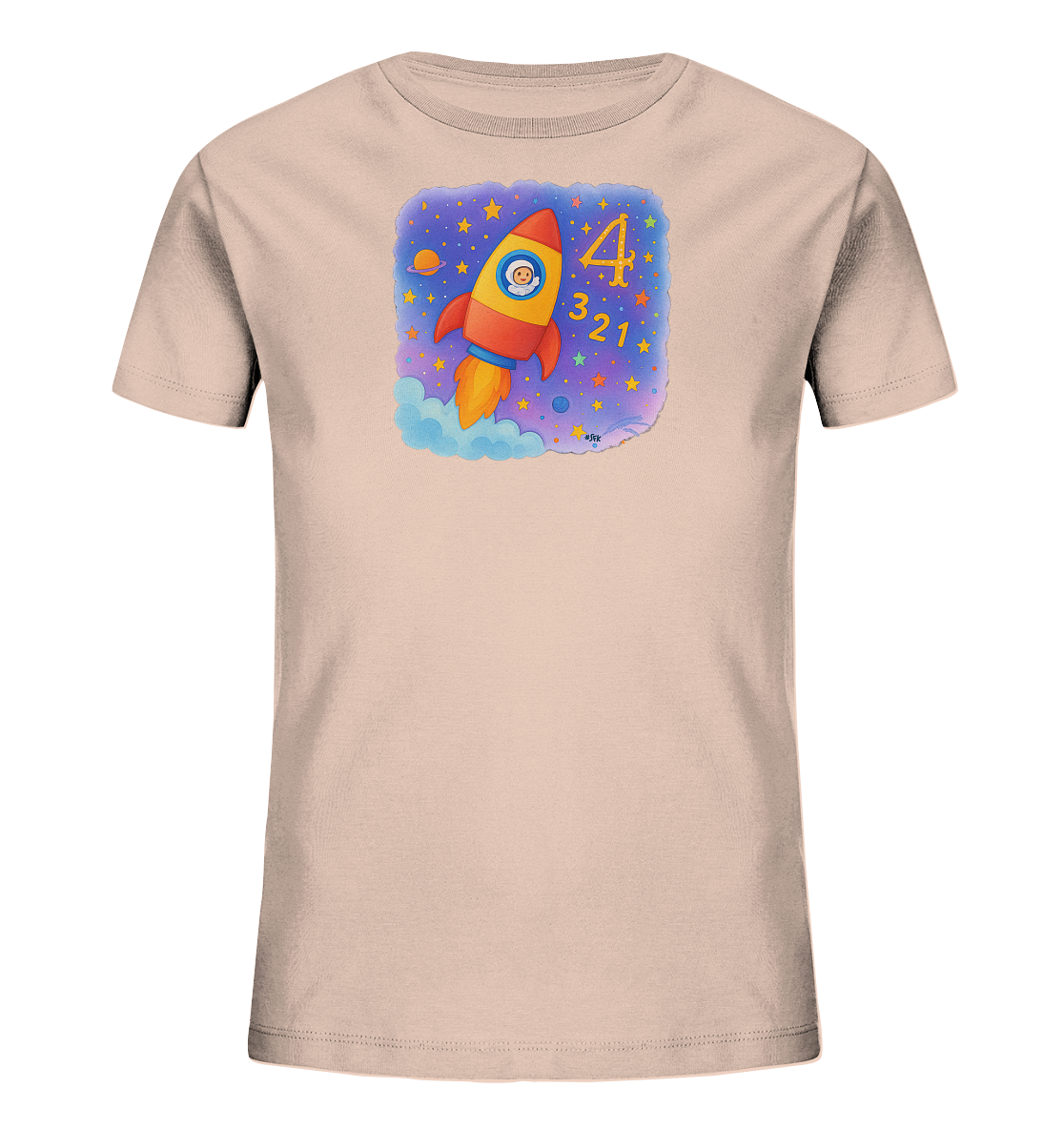 Onlineshop Shirts fuer Kinder - Das Bild zeigt ein sandfarbenes Kinder T-Shirt mit einer farbigen Weltraumgrafik in der Mitte. Die Grafik zeigt eine Rakete, die durch Sterne und Planeten fliegt, mit einem kleinen Astronauten darin. Rechts neben der Rakete ist ein Countdown mit den Zahlen 4, 3, 2, 1 abgebildet. Das Motiv ist fantasievoll und abenteuerlich gestaltet.