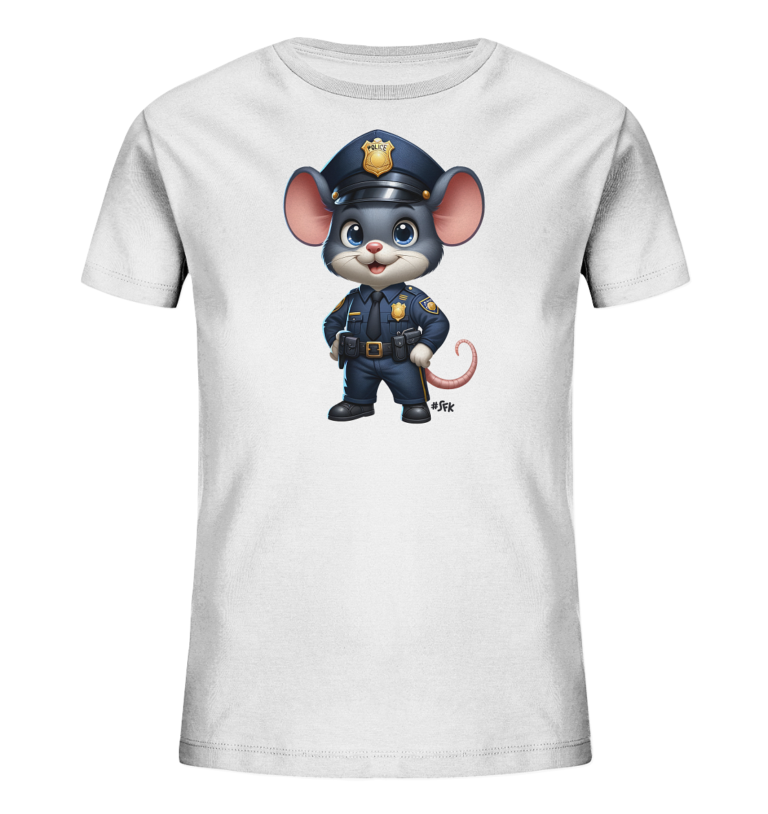 Onlineshop Shirts für Kinder - Das Bild zeigt ein weißes T-Shirt für Kinder. Auf der Vorderseite ist eine detaillierte, cartoonartige Illustration einer Maus zu sehen, die eine Polizeiuniform trägt. Die Maus hat große Ohren, blaue Augen und ein freundliches Lächeln, komplett mit Polizeimütze, Abzeichen und Gürtel. Dieses Design verleiht dem schlichten Shirt einen lustigen und thematischen Charakter, ideal für kleine Fans von Polizei oder Tieren.