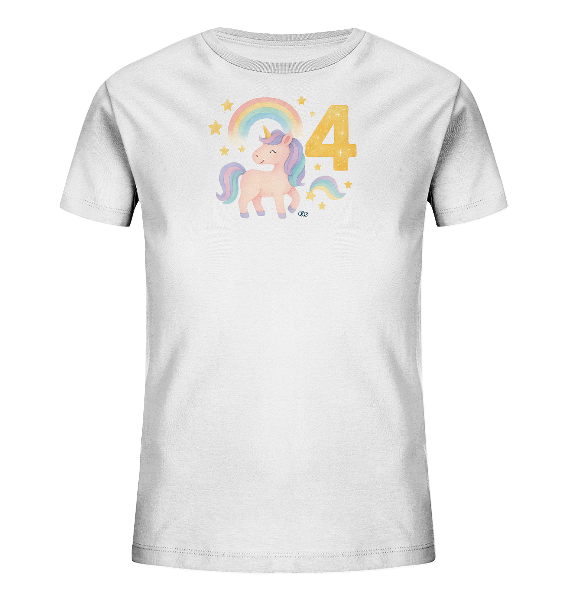 Onlineshop Shirts fuer Kinder - Das Bild zeigt ein weisses T-Shirt fuer Kinder mit einem farbenfrohen Aufdruck. Zentral im Design ist ein niedliches Einhorn mit pastellfarbener Maehne und Schweif. Über dem Einhorn spannt sich ein Regenbogen, umgeben von gelben Sternen. Neben dem Einhorn ist die gold-gelbe Zahl Vier gross abgebildet.