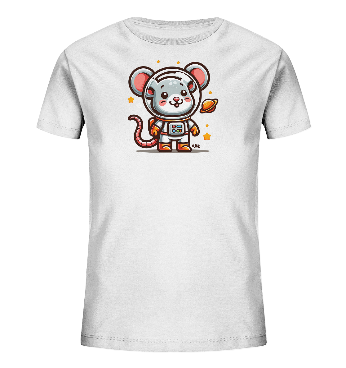 Onlineshop Shirts fuer Kinder - Das Bild zeigt ein weisses T-Shirt fuer Kinder. Auf der Vorderseite ist eine suesse, cartoonhafte Maus in einem Astronautenanzug abgebildet. Die Maus haelt einen kleinen, ringfoermigen Planeten in der Hand. Um die Figur herum sind mehrere kleine Sterne verteilt, die dem Design einen Weltraum-Touch verleihen.