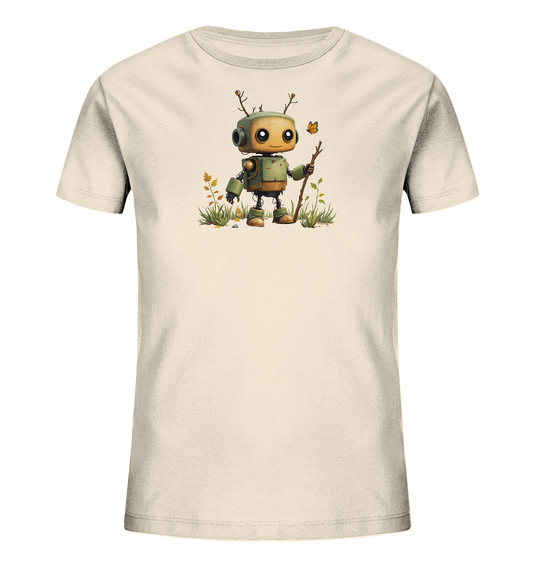 Onlineshop Shirts für Kinder - Das Bild zeigt ein helles T-Shirt mit einem detailreichen Druck auf der Vorderseite. Darauf ist ein freundlicher, grüner Roboter mit Ast-ähnlichen Antennen und großen Augen zu sehen. Der Roboter steht in einer Umgebung mit Gras, Blättern und kleinen Steinen und hält einen Stock in der Hand. Ein kleiner, orangefarbener Schmetterling fliegt neben ihm, was dem Motiv eine verspielte und naturverbundene Note verleiht.