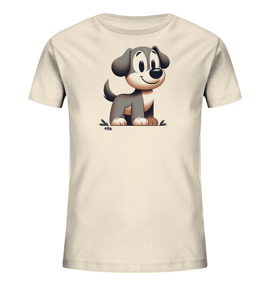 Onlineshop Shirts fuer Kinder - Dieses helle Kinder T-Shirt zeigt eine niedliche Cartoon-Illustration eines Hundes. Der Hund ist grau und weiss dargestellt, sitzt laechelnd aufrecht und hat grosse Ohren. Die Grafik ist mit einfachen Linien fuer Gras oder Untergrund versehen. Das Design wirkt froehlich und ansprechend fuer Kinder.