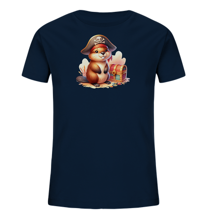 Onlineshop Shirts fuer Kinder - Das Bild zeigt ein dunkelblaues T-Shirt fuer Kinder. Auf der Vorderseite befindet sich ein detaillierter und farbenfroher Druck eines niedlichen Bibers, der einen Piratenhut traegt. Der Biber sitzt neben einer kleinen Schatztruhe, umgeben von Strandelementen und Pflanzen. Das Design wirkt verspielt und abenteuerlich, ideal fuer kleine Entdecker.