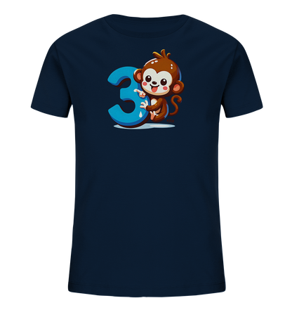 Onlineshop Shirts fuer Kinder - Das Bild zeigt ein dunkelblaues T-Shirt fuer Kinder mit einer verspielten Grafik. Darauf ist ein niedlicher Cartoon-Affe abgebildet, der neben einer grossen, blauen Ziffer "3" sitzt. Der Affe laechelt und zeigt auf die Zahl, was dem Motiv einen freundlichen Ausdruck verleiht. Das Design ist farbenfroh und ansprechend fuer kleine Kinder.
