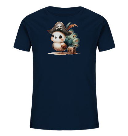 Onlineshop Shirts fuer Kinder - Dieses dunkelblaue Kinder-T-Shirt zeigt eine niedliche, cartoonhafte Illustration eines Vogels im Piratenlook. Der Vogel traegt einen Piratenhut mit Totenkopf und sitzt neben einer kleinen Schatzkiste. Gruene Federn schmuecken den Hintergrund des Motivs. Das Design ist verspielt und detailreich.
