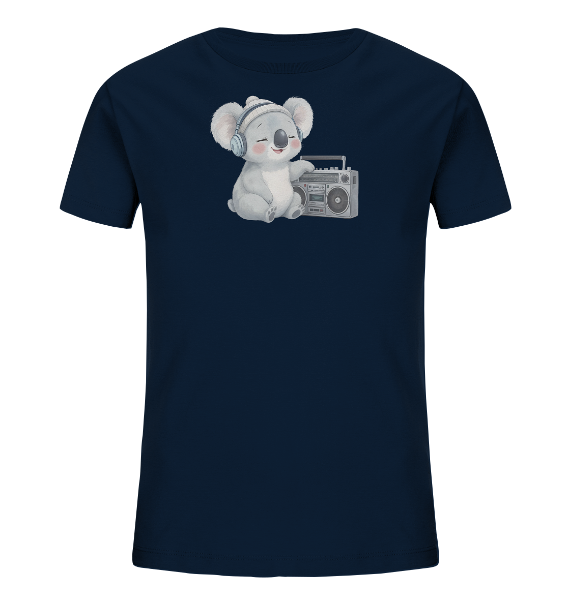 Onlineshop Shirts fuer Kinder - Das Bild zeigt ein dunkelblaues Kinder-T-Shirt. Darauf ist ein niedlicher Koala mit Kopfhoerern und Muetze abgebildet, der neben einem silbernen Kassettenrekorder sitzt. Der Koala hat ein glueckliches Gesicht mit geschlossenen Augen und scheint die Musik zu geniessen. Das Design wirkt verspielt und kindgerecht.
