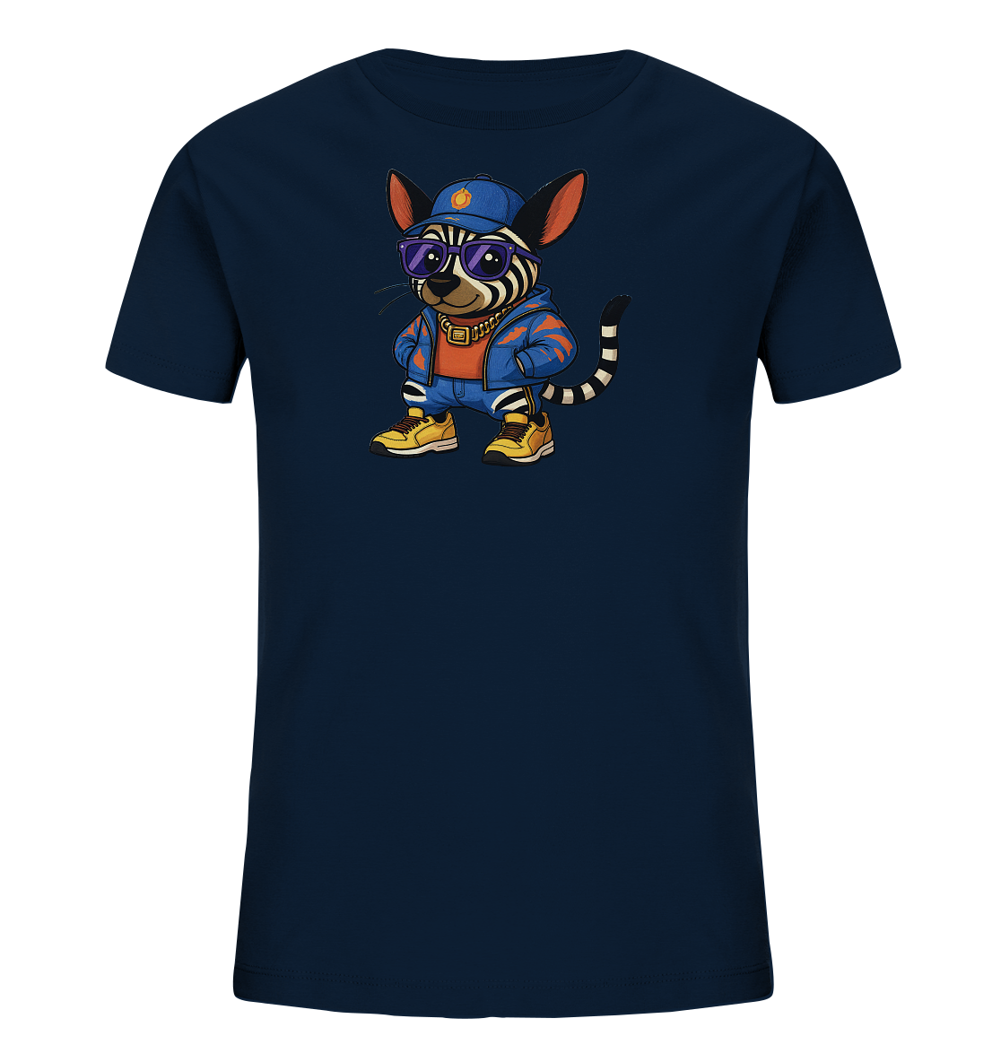 Onlineshop Shirts fuer Kinder - Das Bild zeigt ein dunkelblaues Kinder-T-Shirt mit einem auffaelligen Tier-Motiv auf der Vorderseite. Die stilisierte Figur, die an eine Katze oder ein Zebra erinnert, traegt eine blaue Baseballkappe, Sonnenbrille und eine Goldkette. Sie ist in eine blaue Jacke, orangefarbenes Shirt und gelbe Sneaker gekleidet, was einen urbanen Stil unterstreicht. Das Design verleiht dem T-Shirt einen coolen und verspielten Charakter.
