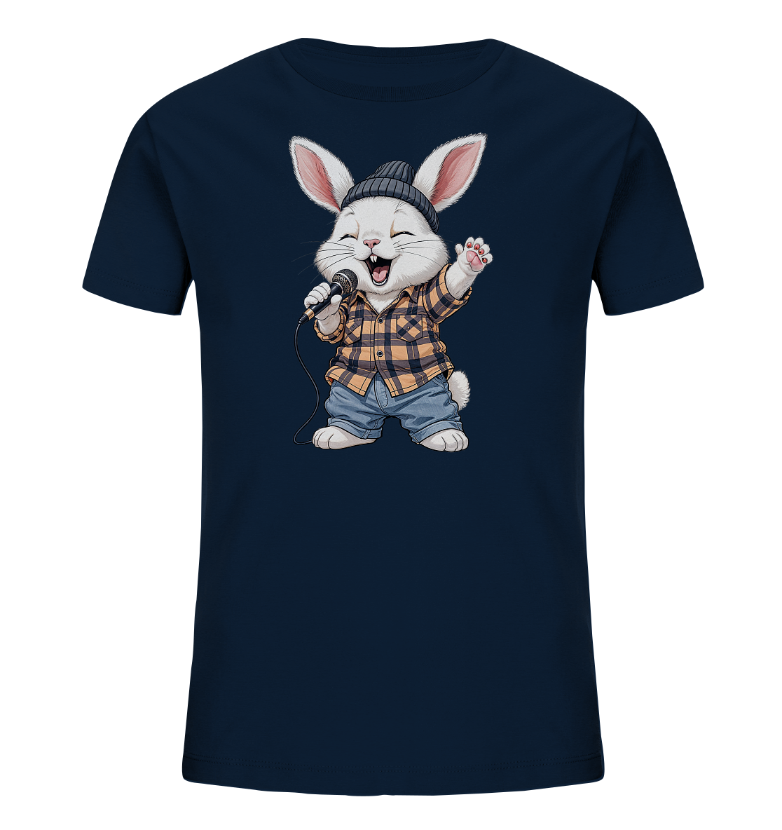 Onlineshop Shirts fuer Kinder - Das Bild zeigt ein dunkelblaues Kinder-T-Shirt mit einem froehlichen Hasenmotiv auf der Vorderseite. Der Hase traegt eine graue Muetze, ein gelb-schwarz kariertes Hemd und blaue Jeans. Er haelt ein Mikrofon und scheint zu singen oder aufzutreten, mit geschlossenen Augen und einem geoeffneten Mund. Das Design wirkt lebendig und unterhaltsam.
