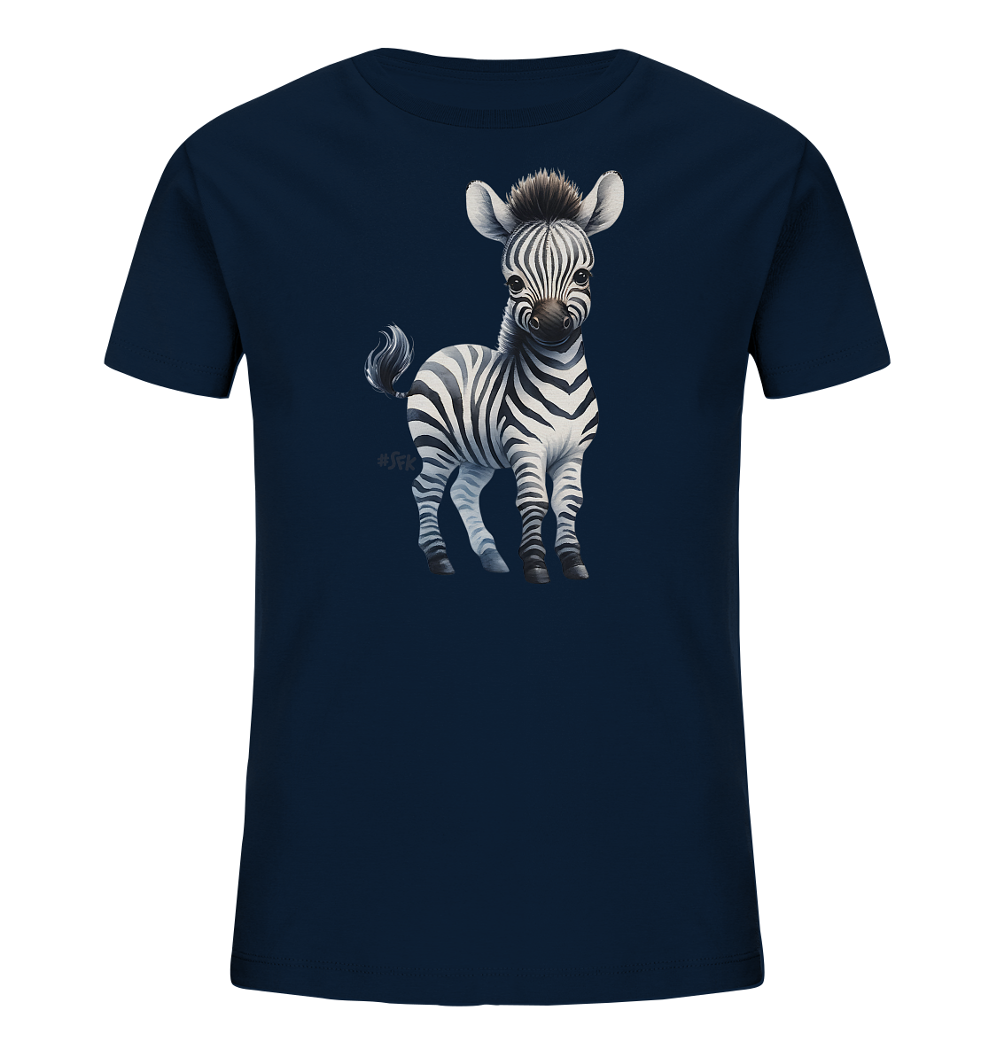 Onlineshop Shirts fuer Kinder - Das Bild zeigt ein dunkelblaues Kinder-T-Shirt. Auf der Vorderseite ist eine niedliche Illustration eines jungen Zebras abgebildet. Das Zebra steht aufrecht und hat ein freundliches Aussehen mit markanten schwarzen und weissen Streifen. Dieses Design verleiht dem Shirt einen verspielten und ansprechenden Charakter.