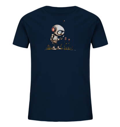 Onlineshop Shirts für Kinder - Das Bild zeigt ein dunkelblaues T-Shirt für Kinder. Auf der Vorderseite befindet sich eine Illustration eines kleinen, cartoonartigen Roboters. Der Roboter, überwiegend weiß mit roten Augen und einer Antenne, steht im Gras und scheint kleine Blumen zu betrachten oder zu untersuchen. Die detailreiche Grafik erzeugt eine freundliche und neugierige Szene, die gut zum Stil von Kinderkleidung passt.