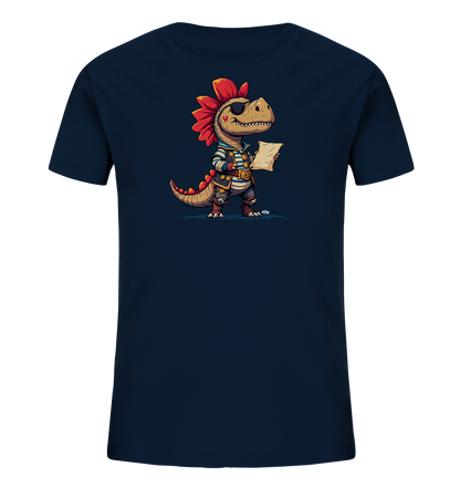 Onlineshop Shirts fuer Kinder - Das Bild zeigt ein dunkelblaues Kinder-T-Shirt mit einer detailreichen Illustration eines Dinosauriers. Der Dinosaurier ist als Pirat verkleidet und traegt eine Augenklappe sowie eine rote Kopfbedeckung. Er haelt ein Stueck Papier, das einer Schatzkarte aehnelt. Das Design ist humorvoll und abenteuerlich gestaltet.