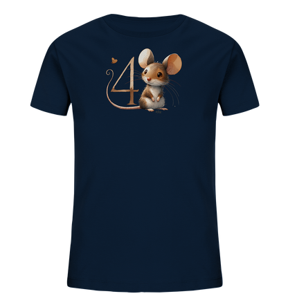 Onlineshop Shirts fuer Kinder - Dieses dunkelblaue Kinder-T-Shirt zeigt eine charmante Grafik. Eine niedliche, cartoonhafte Maus sitzt neben der grossen Zahl '4'. Oberhalb der Zahl schwebt ein kleines orangefarbenes Insekt. Das Design wirkt verspielt und ansprechend fuer Kinder.