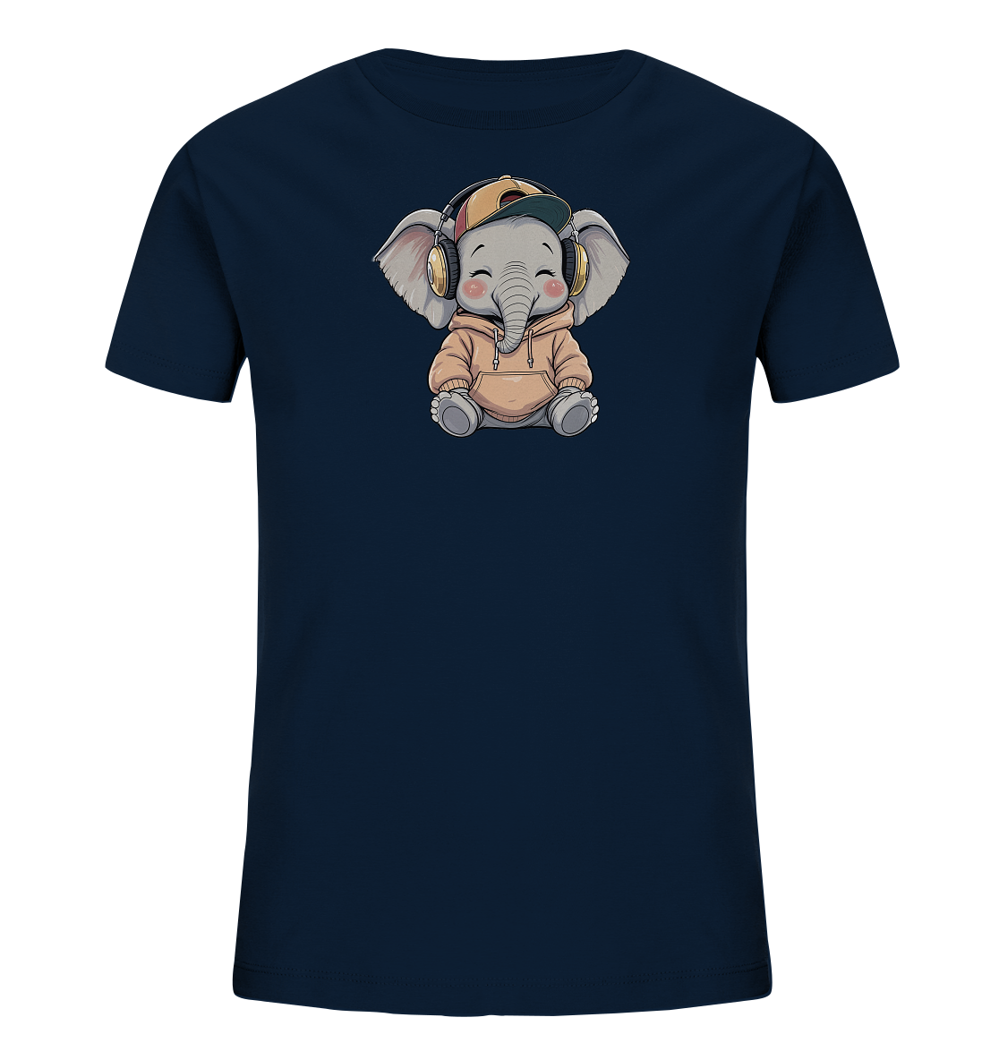 Onlineshop Shirts fuer Kinder - Das Bild zeigt ein dunkelblaues T-Shirt mit einer detaillierten Illustration eines sitzenden Elefanten. Der Elefant traegt einen hellorangefarbenen Kapuzenpullover, eine Baseballkappe und grosse goldene Kopfhoerer. Er hat einen freundlichen Ausdruck mit rosa Wangen und einem leichten Laecheln. Das verspielte Design ist zentral auf der Vorderseite des Shirts platziert.