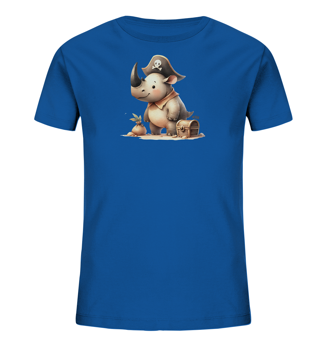 Onlineshop Shirts fuer Kinder - Das Bild zeigt ein blaues Kinder-T-Shirt mit einem niedlichen Druck auf der Vorderseite. Abgebildet ist ein Cartoon-Nashorn im Piratenkostuem mit Hut und Halstuch. Daneben stehen eine kleine Schatztruhe und ein Sack auf Sand. Das Motiv wirkt froehlich und abenteuerlich.