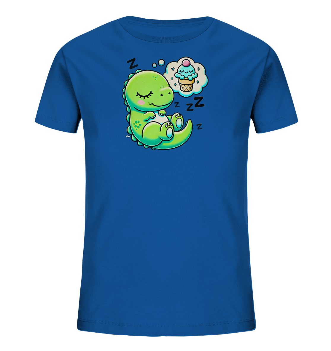 Onlineshop Shirts fuer Kinder - Das Bild zeigt ein blaues Kinder-T-Shirt mit einem Motiv auf der Vorderseite. Darauf ist ein niedlicher gruener Cartoon-Dinosaurier zu sehen, der friedlich eingerollt schlaeft. Über seinem Kopf schwebt eine Gedankenblase, die einen laechelnden Eiscreme-Becher zeigt. Das Motiv wird durch ZzZ-Symbole ergaenzt, die den Schlaf darstellen.