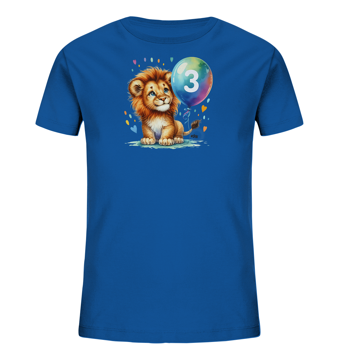 Onlineshop Shirts fuer Kinder - Das Bild zeigt ein blaues T-Shirt fuer Kinder mit einem niedlichen Loewenmotiv. Der kleine Loewe sitzt neben einem bunten Ballon, auf dem die Zahl 3 zu sehen ist. Das Design ist von kleinen Herzen und Punkten umgeben, was ihm einen verspielten und froehlichen Charakter verleiht.