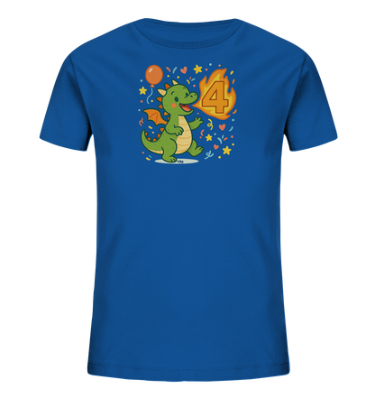 Onlineshop Shirts fuer Kinder - Das Bild zeigt ein blaues Kinder-T-Shirt mit einem farbenfrohen Motiv auf der Vorderseite. Darauf ist ein gruener Cartoon-Drache zu sehen, der Feuer spuckt. Das Feuer formt dabei die leuchtende Zahl '4', umgeben von festlichen Elementen wie einem Ballon, Sternen und Konfetti. Das Design wirkt froehlich und verspielt.