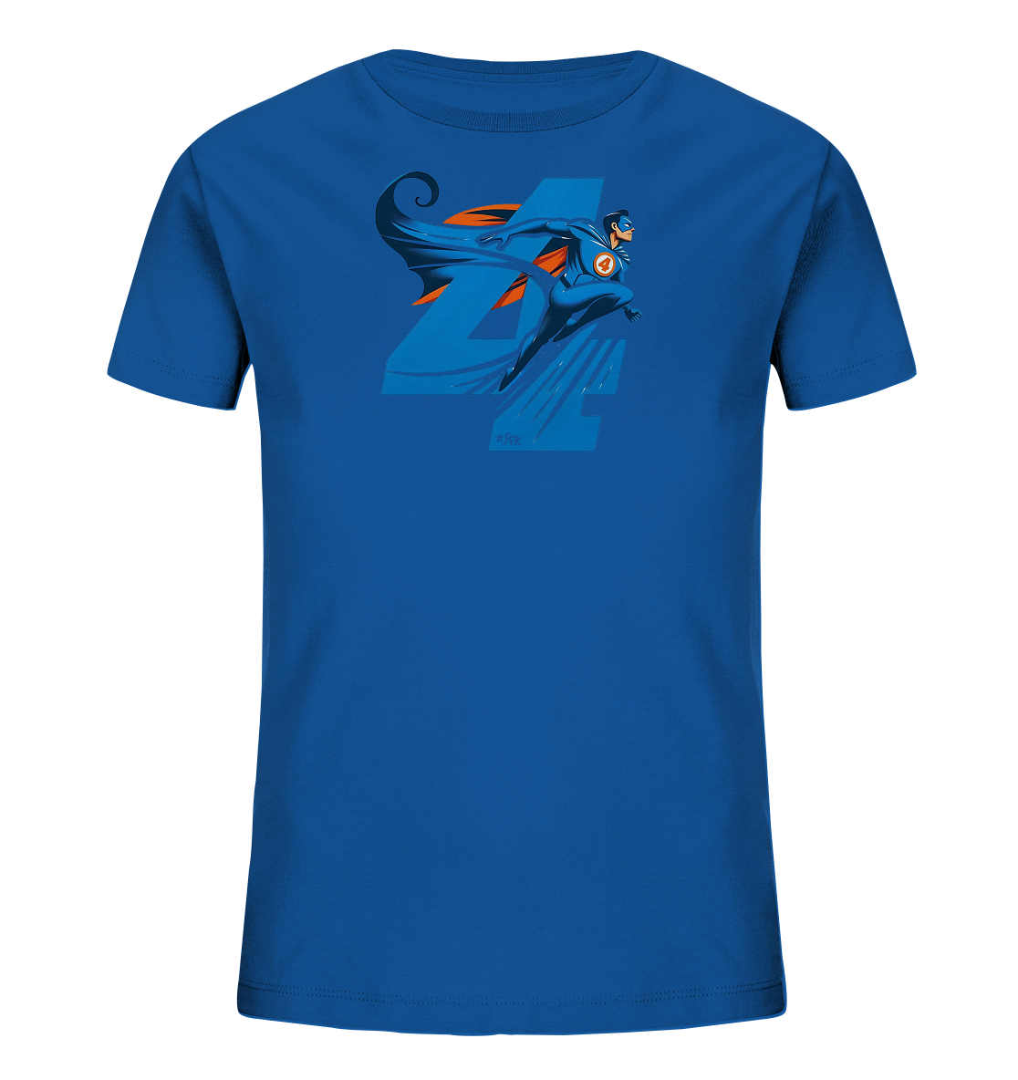 Onlineshop Shirts fuer Kinder - Das Bild zeigt ein blaues Kinder-T-Shirt mit einem dynamischen Aufdruck auf der Vorderseite. Die Grafik stellt eine fliegende Superheldenfigur mit Umhang dar, die vor einer grossen, hellblauen Zahl '4' positioniert ist. Die Figur ist in Blautoenen gehalten und besitzt orangefarbene Akzente im Kostuem und am Umhang. Das Design wirkt actionreich und farblich passend.