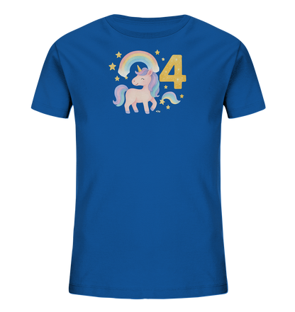 Onlineshop Shirts fuer Kinder - Das Bild zeigt ein blaues Kinder T-Shirt. Auf der Vorderseite ist ein Einhorn abgebildet, umgeben von Sternen und einem Regenbogen. Neben dem Einhorn befindet sich die grosse goldene Zahl 4. Das Design ist farbenfroh und verspielt, ideal fuer Kinder.