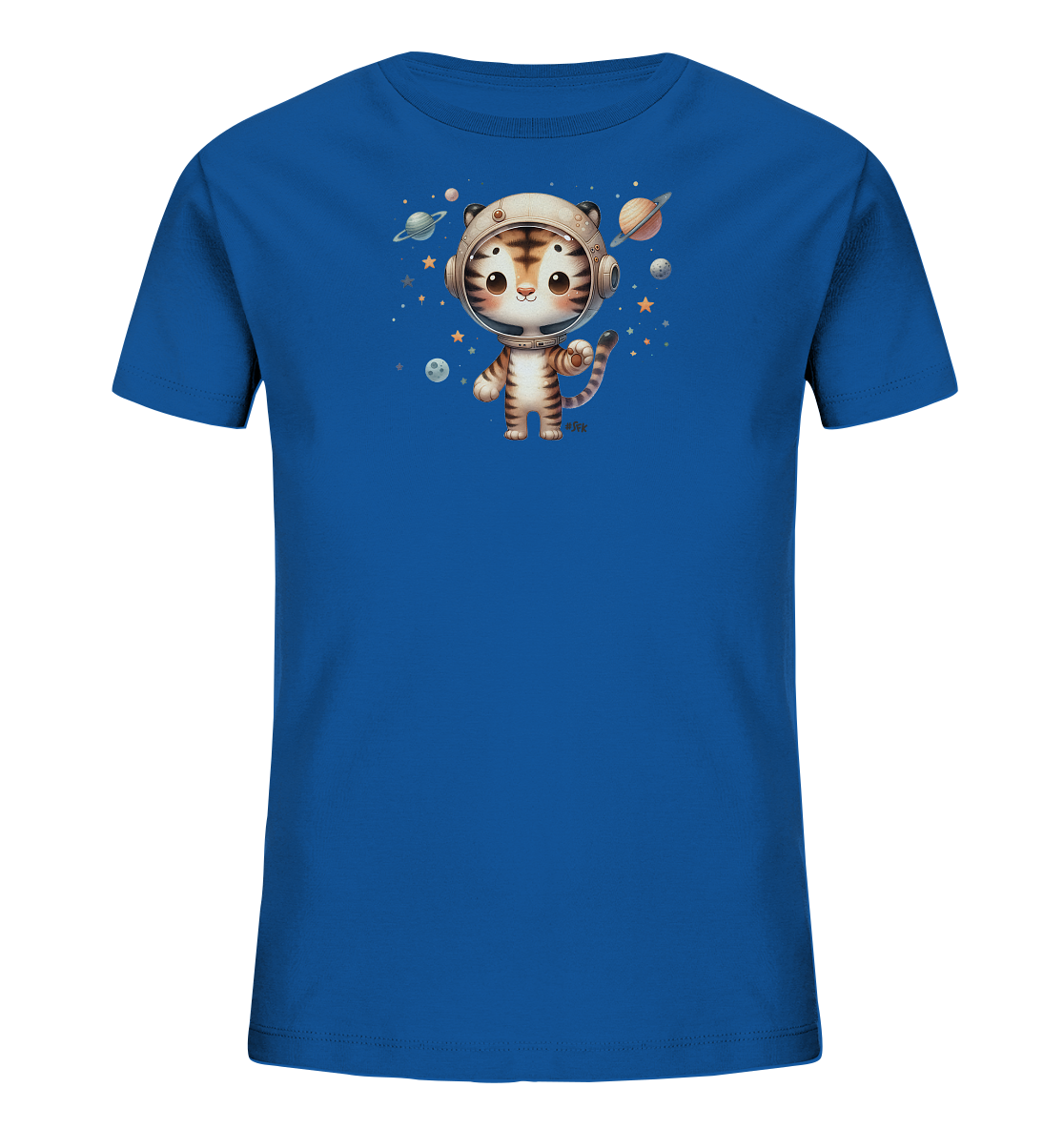 Onlineshop Shirts fuer Kinder - Das blaue T-Shirt zeigt eine niedliche Illustration eines Tigers in einem Astronautenhelm. Um den Tiger herum schweben verschiedene Planeten, Monde und Sterne, was ein Weltraumthema darstellt. Das Design wirkt kindgerecht und fantasievoll, perfekt fuer kleine Entdecker. Die Farben des Drucks sind lebendig und passen gut zum Blauton des Shirts.