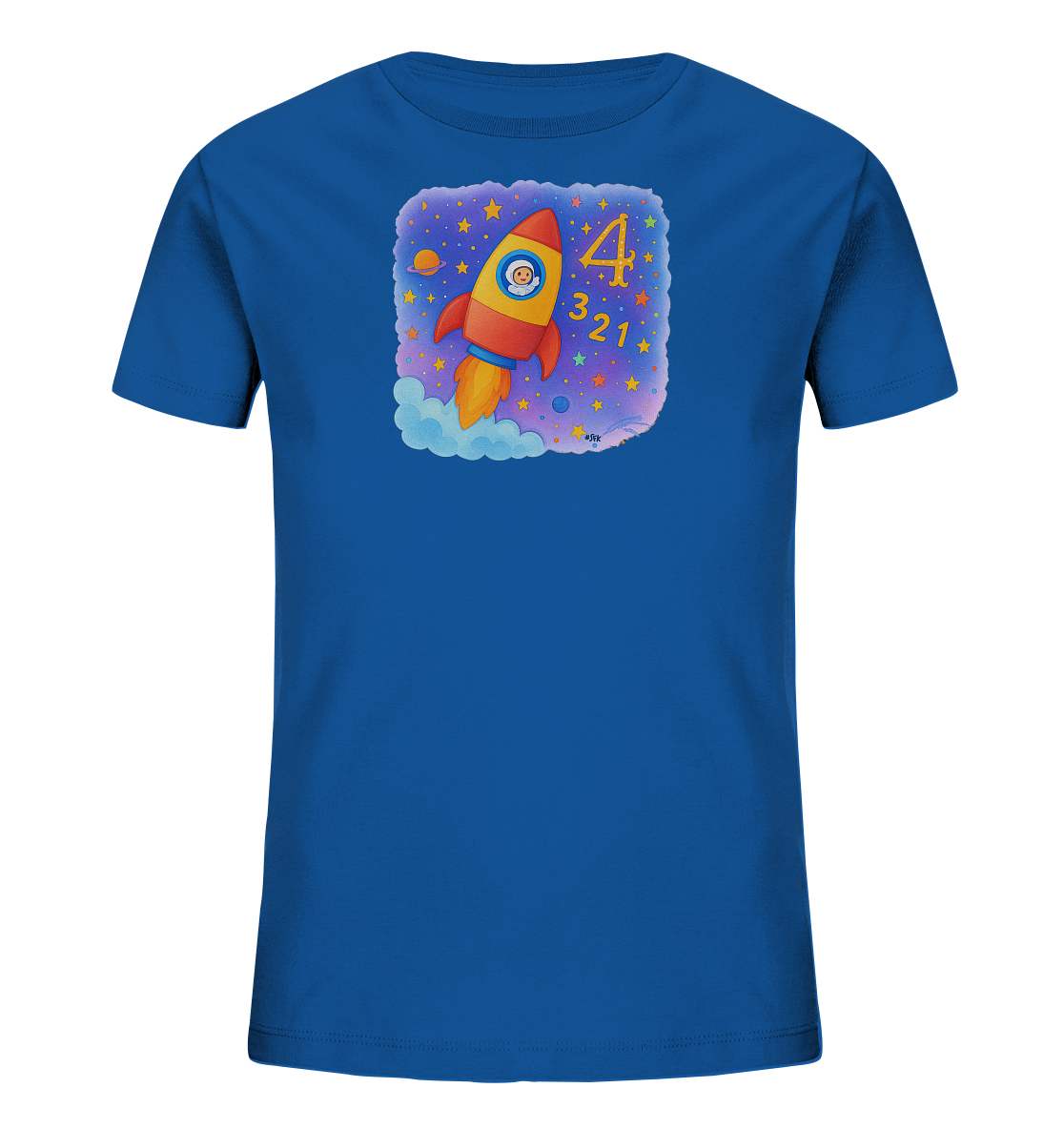 Onlineshop Shirts fuer Kinder - Dieses blaue Kinder-T-Shirt zeigt eine bunte Rakete, die im Weltraum startet. Das Design umfasst Sterne, einen Planeten und Wolken. Rechts neben der Rakete sind die Zahlen 4, 3, 2, 1 in goldener Farbe abgebildet. Im Fenster der Rakete ist ein laechelndes Astronautengesicht zu sehen.