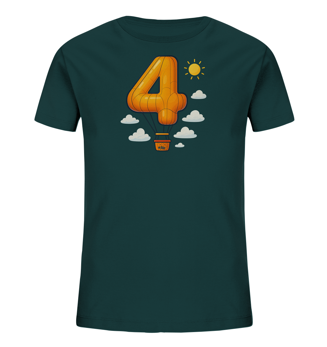 Onlineshop Shirts fuer Kinder - Das Bild zeigt ein dunkelgruenes Kinder-T-Shirt mit einem verspielten Motiv einer fliegenden Zahl 4. Die Zahl ist als orangefarbener Heissluftballon gestaltet, der von kleinen weissen Wolken und einer lachenden Sonne am Himmel begleitet wird. Unter der Zahl haengt ein kleiner Korb, als Teil des Ballons. Das Design wirkt froehlich und detailreich, ideal fuer ein kindgerechtes Outfit.