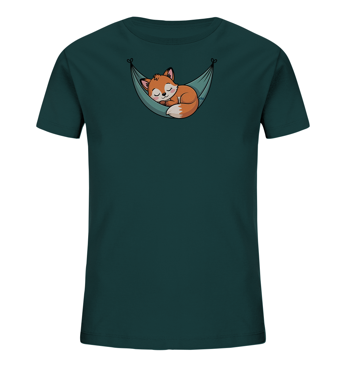 Onlineshop Shirts fuer Kinder - Das Bild zeigt ein dunkelgruenblaues Kinder-T-Shirt. Auf der Vorderseite ist ein niedlicher, cartoonartiger Fuchs abgebildet, der eingerollt in einer Haengematte schlaeft. Der Fuchs hat orangebraunes Fell und wirkt sehr friedlich. Das Motiv verleiht dem Shirt einen verspielten und beruhigenden Charakter, ideal fuer Kinder.