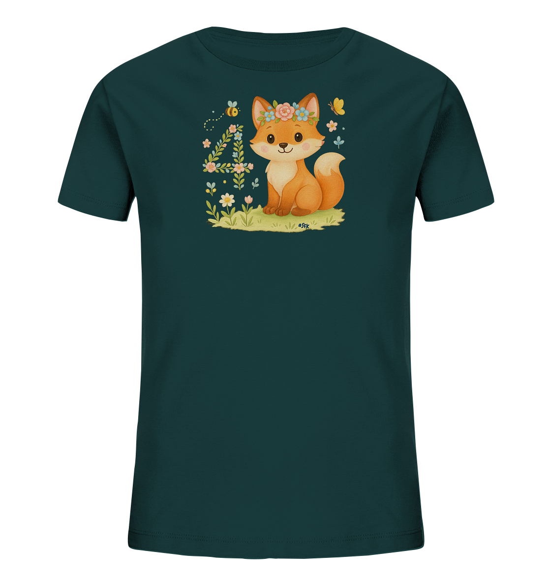 Onlineshop Shirts fuer Kinder - Das Bild zeigt ein dunkelgruenes Kinder-T-Shirt mit einem niedlichen Aufdruck. Zu sehen ist ein Cartoon-Fuchs, der auf einer Wiese sitzt und einen Blumenkranz traegt. Neben dem Fuchs befindet sich eine grosse, blumig verzierte Zahl Vier. Um das Motiv herum fliegen eine Biene und ein Schmetterling, und es sind weitere Blumen und Pflanzen abgebildet.