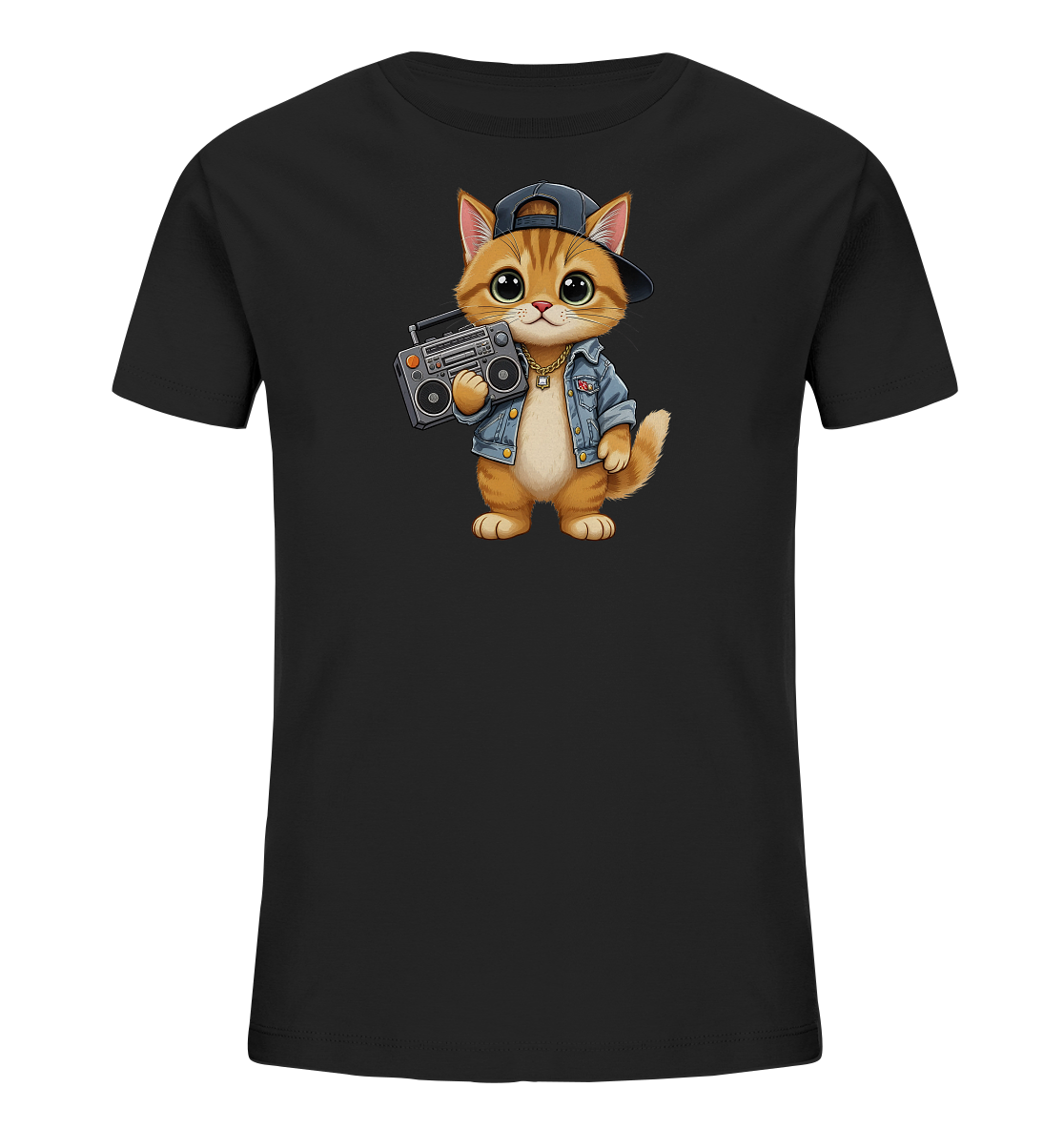 Onlineshop Shirts fuer Kinder - Das Bild zeigt ein schwarzes T-Shirt mit einem niedlichen Comic-Motiv. Im Zentrum ist eine orangefarbene Katze abgebildet, die eine Jeansjacke, eine Kappe und eine goldene Kette traegt. Sie haelt einen klassischen Ghettoblaster in den Pfoten. Das Design verleiht dem Shirt einen verspielten und laessigen Charakter.