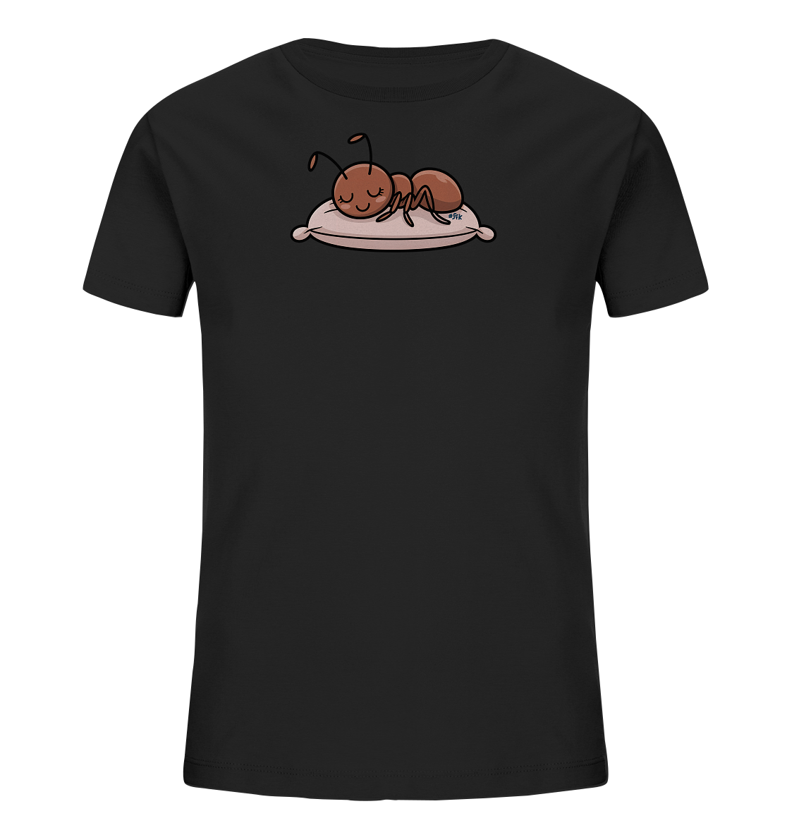 Onlineshop Shirts fuer Kinder - Das Bild zeigt ein schwarzes T-Shirt fuer Kinder. Auf der Vorderseite ist eine braune, cartoonartige Ameise abgebildet, die friedlich auf einem hellen, kissenartigen Objekt schlaeft. Die Ameise hat geschlossene Augen und einen zufriedenen Ausdruck, was dem Design eine ruhige und niedliche Note verleiht.