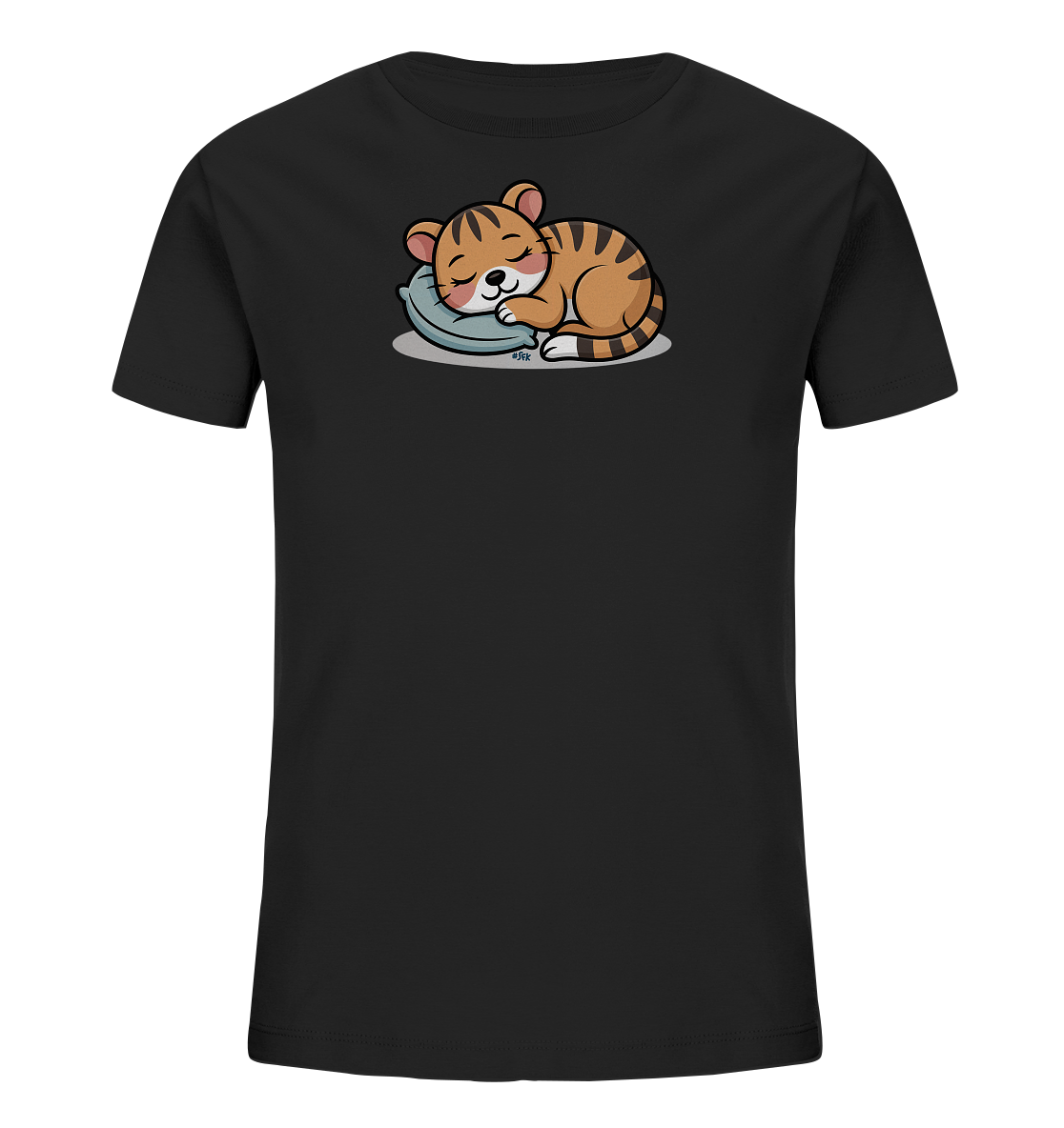 Onlineshop Shirts fuer Kinder - Das Bild zeigt ein schwarzes Kinder-T-Shirt mit einem niedlichen Aufdruck eines schlafenden Tigerbabys auf der Vorderseite. Der kleine Tiger liegt friedlich auf einem hellblauen Kissen, seine Augen sind geschlossen und er hat ein sanftes Laecheln. Das Design ist in warmen Brauntoenen mit dunklen Streifen gehalten und vermittelt eine beruhigende Atmosphaere.