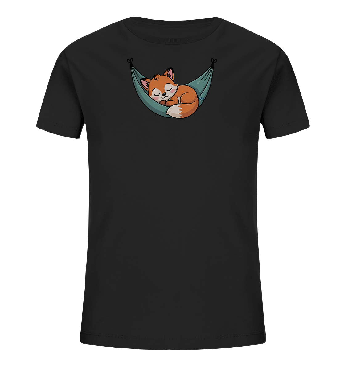 Onlineshop Shirts fuer Kinder - Das Bild zeigt ein schwarzes Kinder-T-Shirt mit einem niedlichen Fuchs-Motiv auf der Vorderseite. Ein kleiner, orangefarbener Fuchs schlaeft friedlich eingerollt in einer gruenen Haengematte. Das Design ist schlicht und konzentriert sich auf die beruhigende Darstellung des Tieres. Es vermittelt eine ruhige und entspannte Atmosphaere.