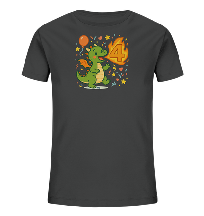 Onlineshop Shirts fuer Kinder - Dieses dunkelgraue Kinder T-Shirt zeigt eine farbenfrohe Grafik. Im Zentrum steht ein laechelnder, gruener Zeichentrick-Drache mit orangefarbenen Fluegeln. Der Drache scheint Feuer zu speien, das sich zur Zahl '4' formt. Um das Motiv herum sind festliche Elemente wie ein Ballon, Sterne und Konfetti verteilt.
