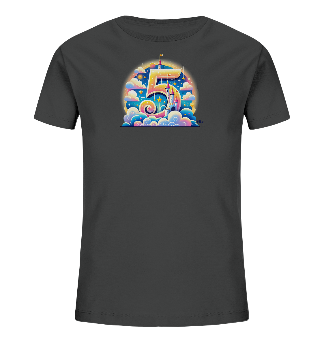 Onlineshop Shirts für Kinder - Dieses dunkelgraue T-Shirt für Kinder zeigt eine große, bunte Grafik einer stilisierten Zahl '5'. Das Design integriert ein fantasievolles Schloss, weiche Wolken und funkelnde Sterne in lebhaften Farben. Die Darstellung vermittelt eine magische und traumhafte Atmosphäre. Es ist ideal für besondere Anlässe wie einen 5. Geburtstag.