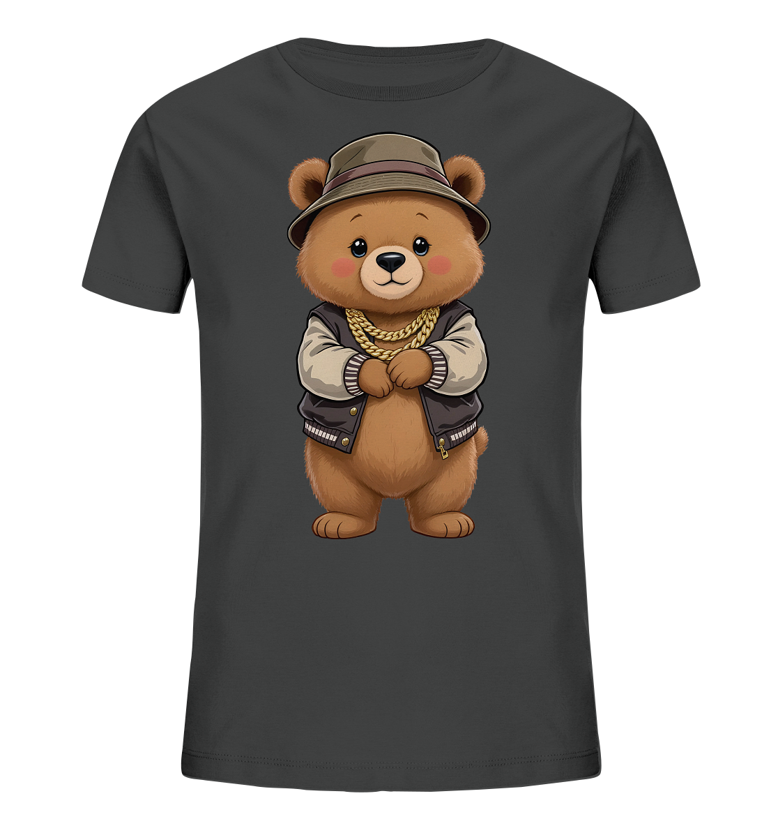 Onlineshop Shirts fuer Kinder - Das Bild zeigt ein dunkelgraues Kinder-T-Shirt mit einem braunen Baerenmotiv auf der Vorderseite. Der Baer traegt einen olivfarbenen Hut, eine College-Jacke mit hellen Ärmeln und mehrere goldene Ketten um den Hals. Er hat ein freundliches Gesicht und seine Arme sind vor dem Koerper verschraenkt. Das gesamte Design verleiht dem T-Shirt einen modernen und laessigen Charakter.