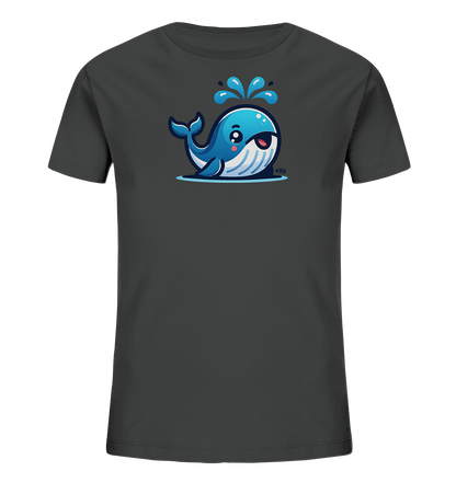 Onlineshop Shirts fuer Kinder - Das Bild zeigt ein dunkelgraues Kinder-T-Shirt. Auf der Vorderseite ist eine suesse, cartoonhafte Illustration eines blauen Wals zu sehen. Der Wal lacht und spritzt Wasser aus seinem Blasloch, waehrend er im Wasser schwimmt. Dieses Design verleiht dem Shirt einen froehlichen und maritimen Look.