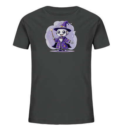 Onlineshop Shirts für Kinder - Dieses Bild zeigt ein dunkles, anthrazitfarbenes T-Shirt für Kinder. Auf der Vorderseite ist eine Illustration eines kleinen Roboters abgebildet, der als Magier verkleidet ist. Der Roboter trägt einen lila Umhang und Hut mit gelben Sternen und hält einen Zauberstab. Die Grafik ist von einem lila, wolkigen Hintergrund mit funkelnden Sternen umgeben.